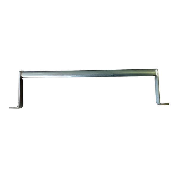 Fixation d’échelle sur faîtage avec barre d’accroche acier zingué de 54 cm, déport 13 cm, tube diamètre 3 cm.