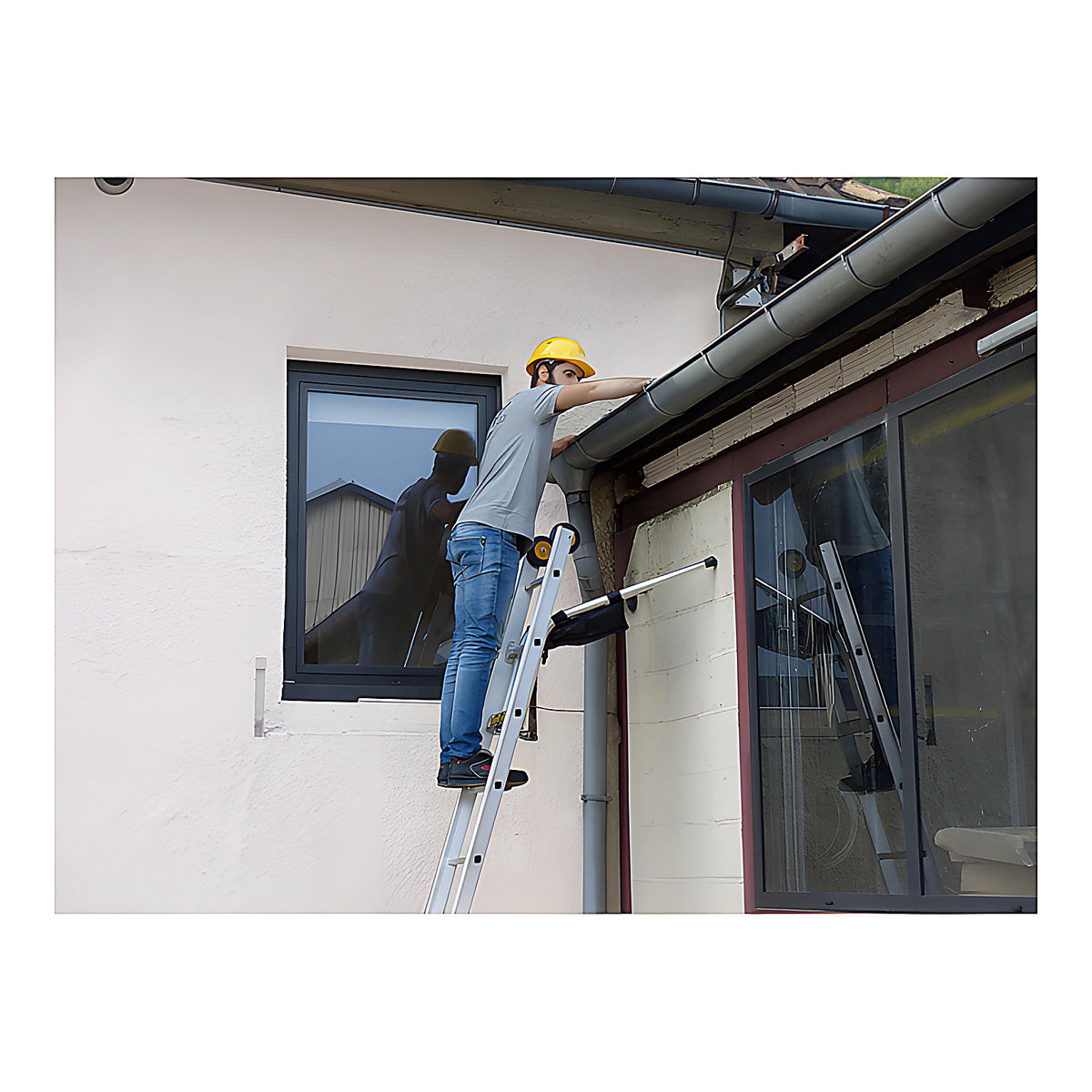 Écarteur d'échelle pour mur et façade 2